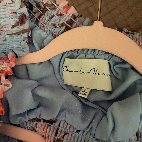 Dress worn once for friend’s wedding pictures. Purchased from Nordstrom. - Picture 4 of 4